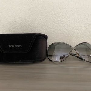 TOM FORD WOMENS SUNGLASSES-GUNMETAL